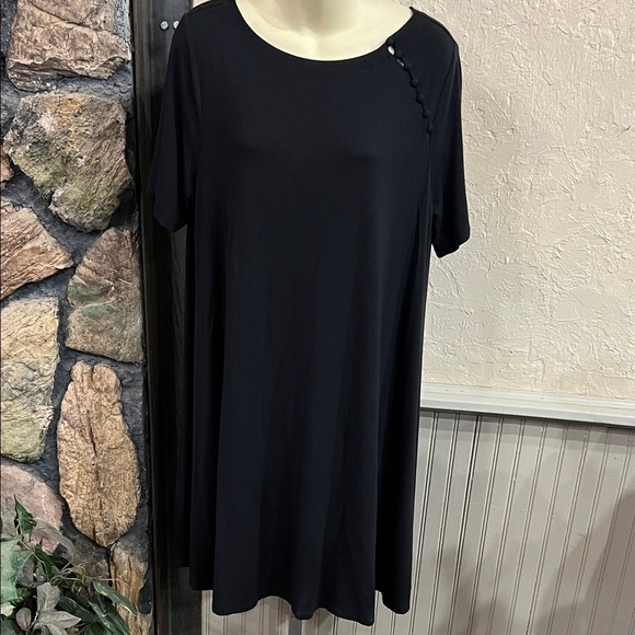 LOFT Tops - LOFT Black Tunic Top with Button Detail